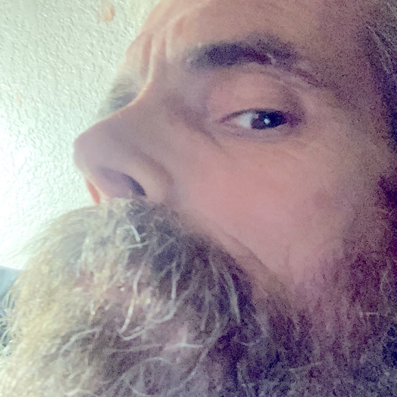 Meet your Posher, Robert - Picture 1 of 3